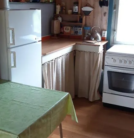 אכסניה Fossheim Two-bedroom Birkeland