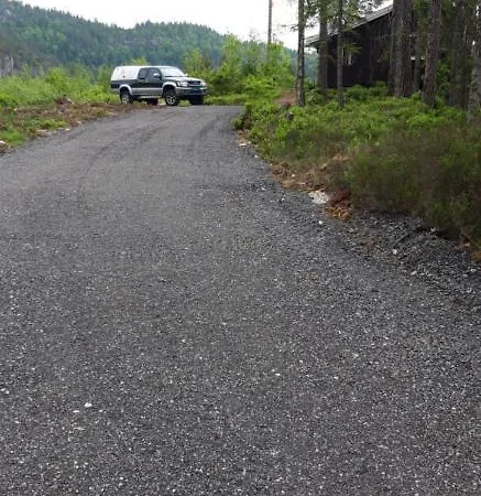 אכסניה Fossheim Two-bedroom Birkeland